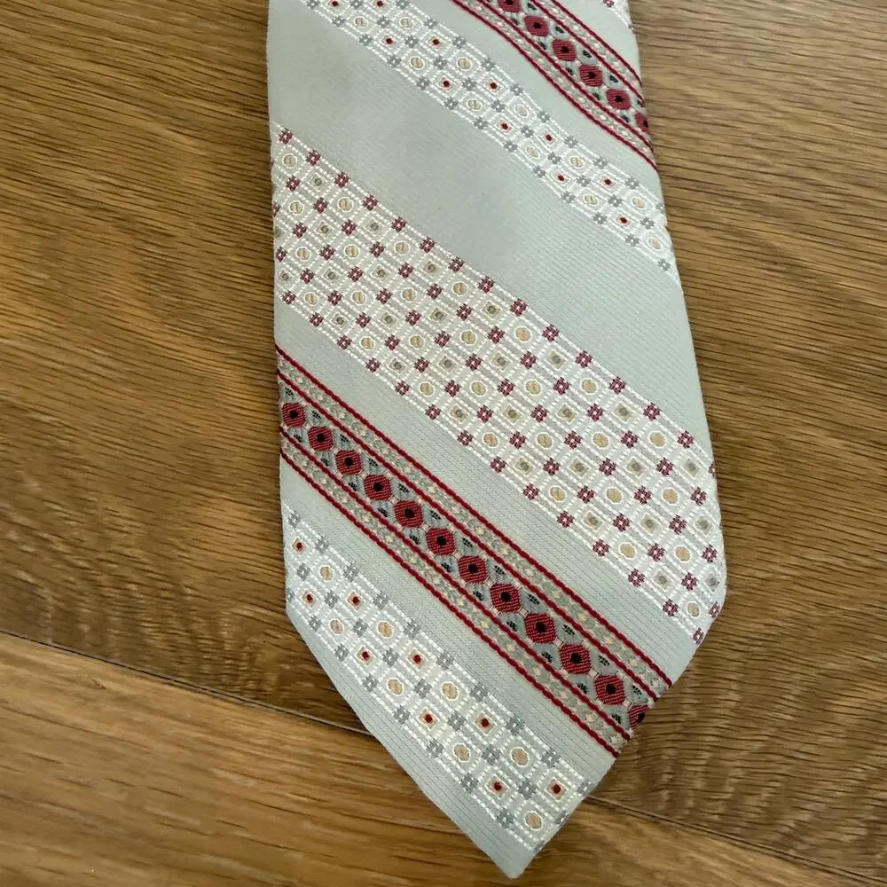 Vintage Christian Dior Cravates Paris Tie Polyester Geometric Striped Light Grey